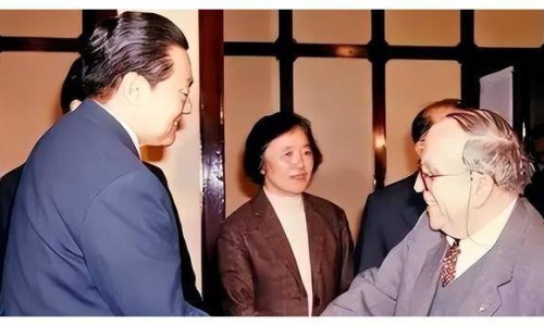 肺癌转移到骨头还有救吗-肺癌转移到骨头症状是什么原因网- 肺癌转移到骨头症状是什么原因造成的知识,分享肺癌转移到骨头症状是什么原因引起的